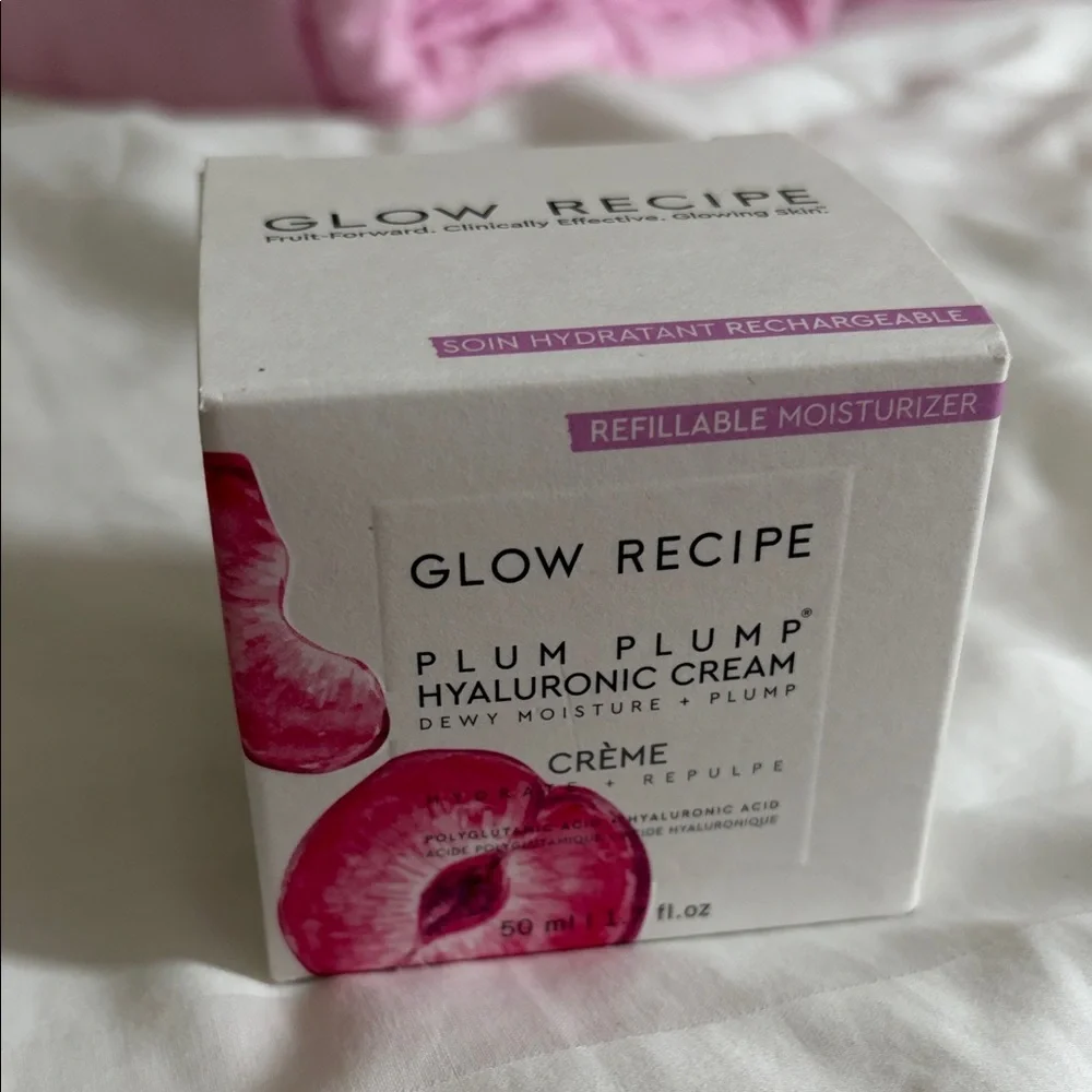 Glow Recipe Plum Plump Hyaluronic Cream - White and Pink